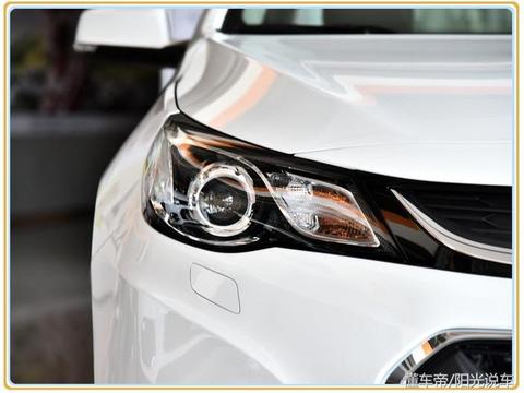 名图敌再降4万，车长4米8，标配ESP天窗，自动挡仅12万买啥速腾