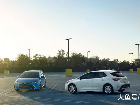 高尔夫还与福克斯较劲? 恐怕会被卡罗拉干掉, 两厢将震撼纽约城