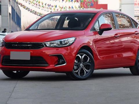 国产最新A6才卖7万？内饰不输奔驰，看名字后懂了