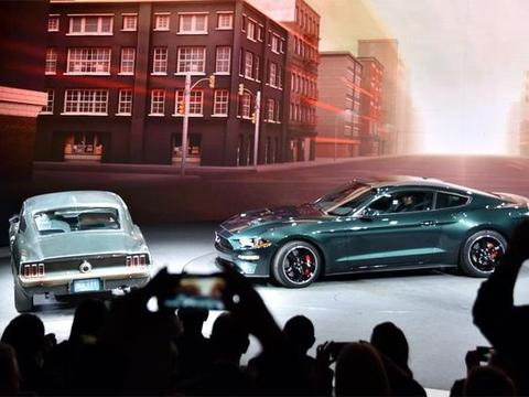 世界最帅野马亮相北美车展，深绿外观配球形档把，大黄蜂羡慕不已