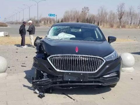 全新红旗H5首撞，我就看看不说话！