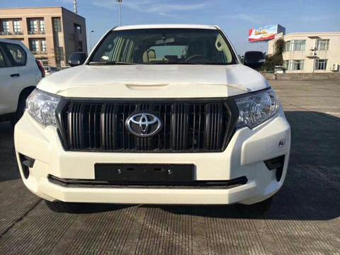 18款丰田霸道2700油耗报价 中东普拉多丐版起步多少