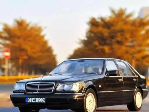 讲真, 奔驰这两年是不是有点得意忘形了?