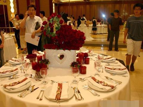 年轻人普遍不喜欢白酒，00后会消灭酒桌文化吗？