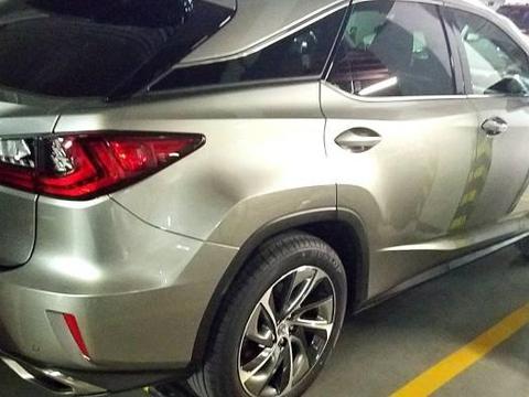 雷克萨斯RX怎么样？这位车主行驶一周后说出了心里话！