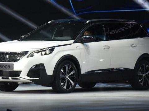 又一款7座SUV搅局者，配宝马动力比途观便宜9万，还买啥汉兰达！