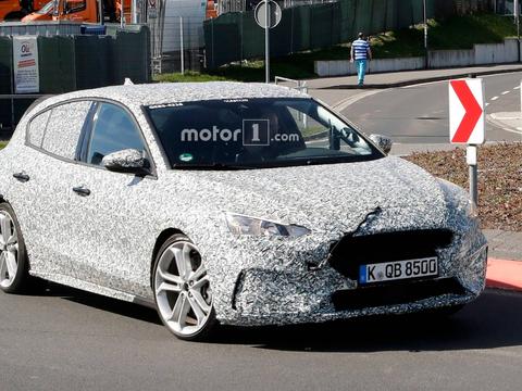 福特福克斯ST测试谍照曝光 基于新一代模块化平台打造