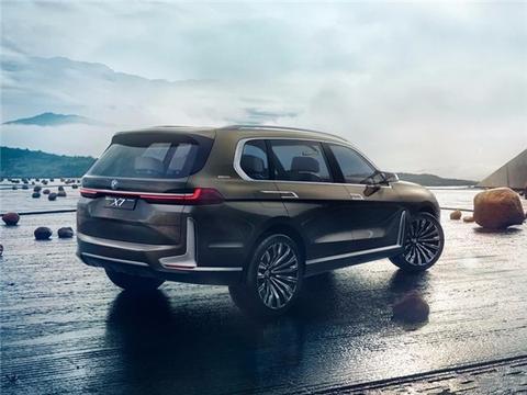 全新宝马X7即将亮相 这大块头直接碾压奔驰大G 揽胜也秒变小弟！