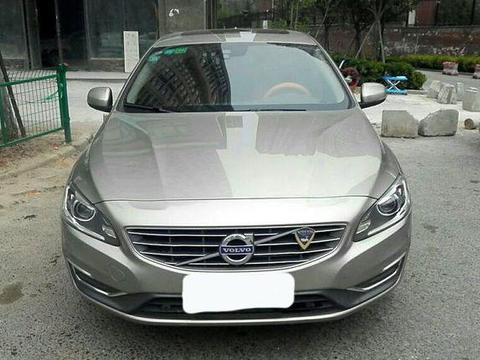 35万没买宝马3系选沃尔沃S60L，用车一年坦言不后悔