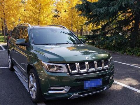 最新国产SUV比陆巡还霸道，吉普的外观奔驰的心，有钱也买不到