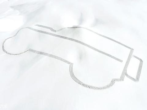 “七十岁”路虎被的雪画艺术家独特呈现!