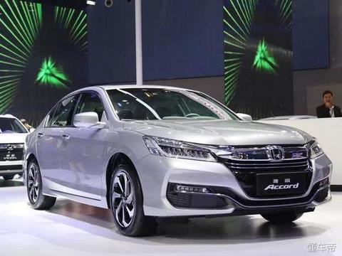 失败之作，价格比CC尴尬，上市八年越卖越差，质量问题层出不穷