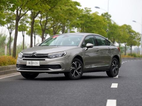 家用中型车首选、动力超凯美瑞、空间干名图、仅16万多不买帕萨特