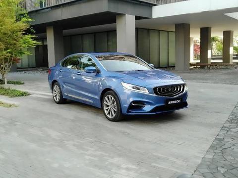 国产车的巅峰之作，自带触控屏钥匙，雅阁帕萨特瞬间被看低