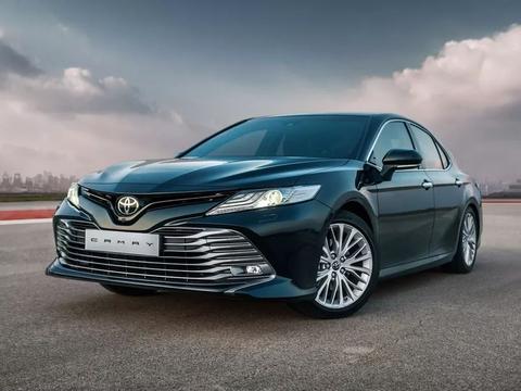 全新日产天籁来袭，日系三剑客能否重回巅峰？