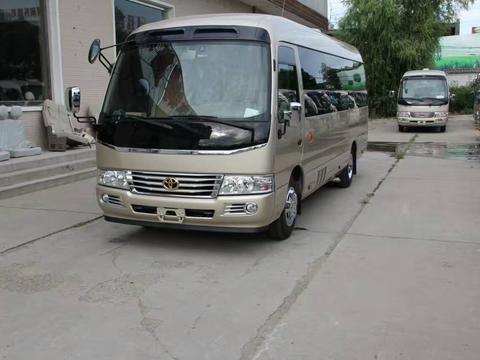 一汽丰田考斯特14座 考斯特15座VIP版价格