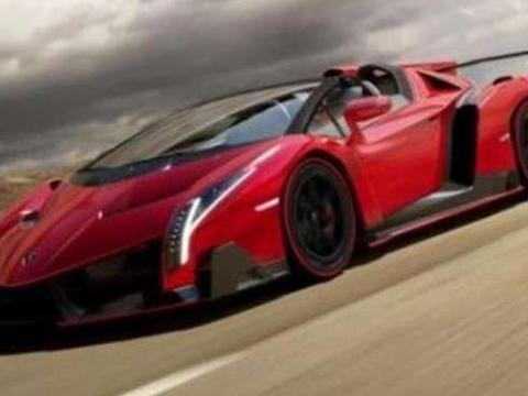 买了辆兰博基尼毒药, 半路没油连拖车都不敢叫, 还只能自己推车!