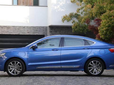 配CMA系统，百公里油耗1.5L，设计时尚年轻，迈腾雅阁头都大了