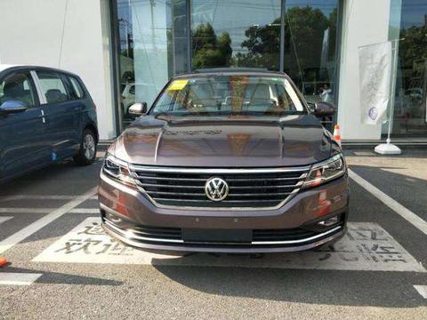 全新朗逸PLUS 1.5店内实拍, 预售价有了实锤, 14.6万起感觉要凉