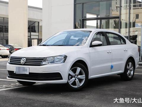 都是1.6L自动挡, 福克斯三厢和大众朗逸谁更胜一筹?