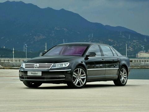 大众最丢脸的豪华车！当年敢卖200万，如今却含泪退出市场