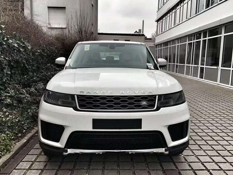 18款路虎揽胜运动版是一款真正的顶级奢华全方位运动型SUV