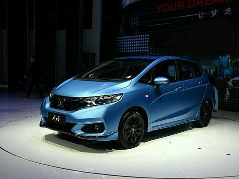 最保值的小型车！动力同级别最强，7万买它靠谱！