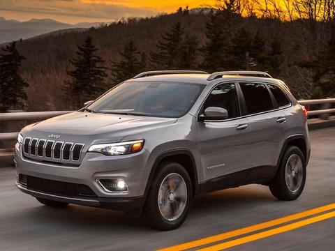 20万不买汉拉达了！Jeep首款国产车型，换代后配2.0T+9AT