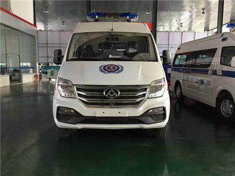 上汽大通V80救护车