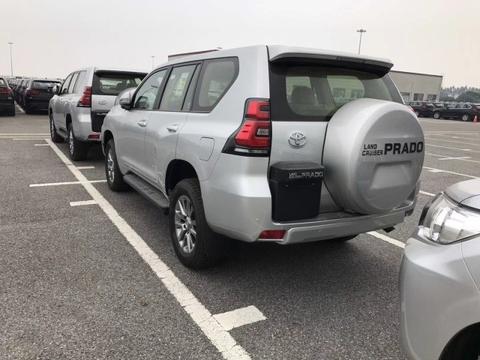 霸道4000 18款 EXR 两气 外挂 迪拜版现车现价！！！