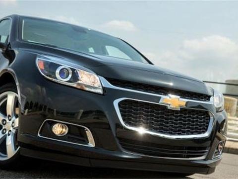 雪佛兰要发飙了！全新轿车叫板凯美瑞，10万也能买到B级车