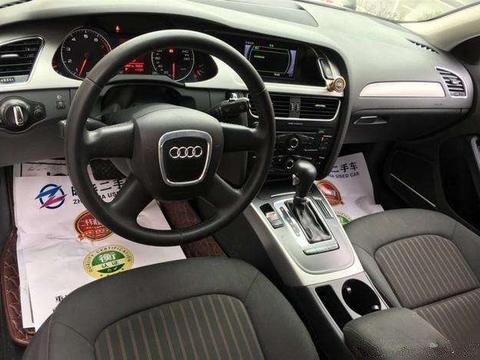 这款车落地三十二万 现在17万1.8T涡轮 貌美女人开着显富贵