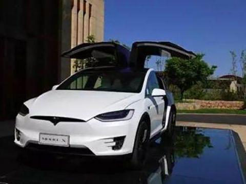 特斯拉Model X报价及图片，特斯拉Model X怎么样？