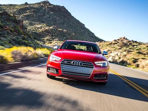 3.0T+8AT，4.7秒破百，定价47万，光看车标就觉得值？