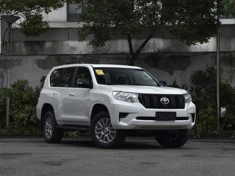 男人攒点小钱，都会考虑购买的几台巨无霸SUV！开着比奔驰有面子