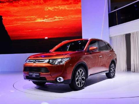 三菱也可以很好，七座四驱不再low，也是值得选择的