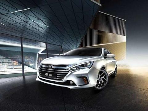 比亚迪再亮杀手锏, “国产特斯拉”上市, 油耗一公里仅需7分钱