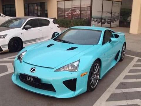 一辆雷克萨斯价格高达600万, 国内仅五台! 网友: 买不起