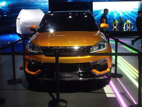 名爵ZS地位难保! 强敌配CVT仅9万起, 月销5000+号称“小钢炮”