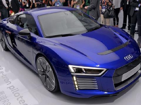 奥迪R8为何不好卖，V6带来新答案，直接降价50万？