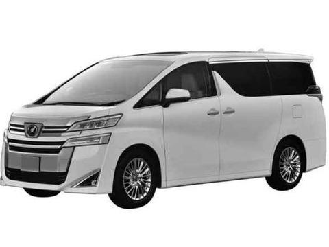 小号埃尔法来袭，车内一如既往的豪华，宝骏730退隐江湖