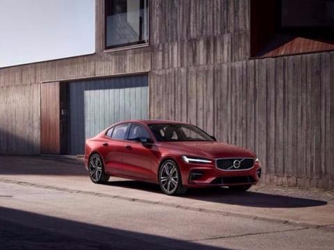 沃尔沃发布新款S60，4种高动力引擎可选，最大马力可达400匹！