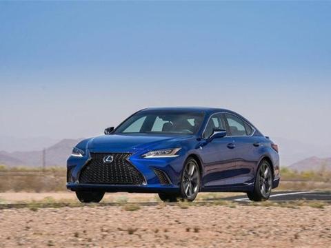 纯进口豪华轿车，比奥迪A4L大，比奔驰3系豪华，还买什么BBA