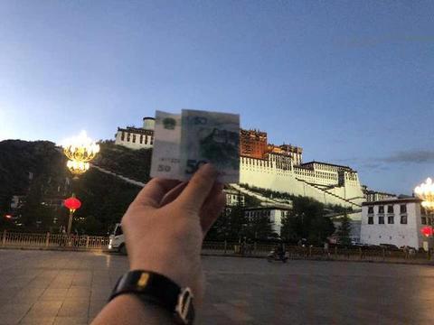 成都租车拉萨还车一趟大概多少钱?