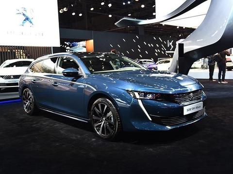 18万起售，这款法系车明年入华，配8AT，无框车门