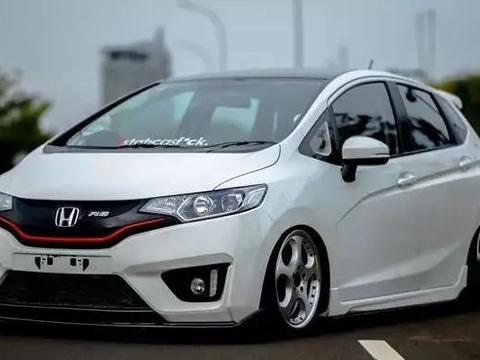 最新最全的“10-15万日系小型轿车“资讯都在这里，不容错过