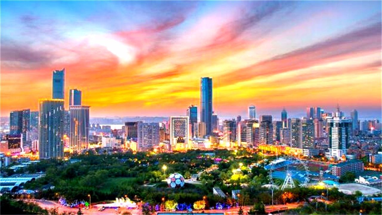 大连2017gdp_大连星海广场图片