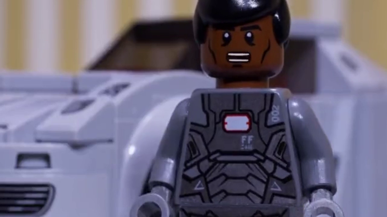 真厉害，乐高搞笑定格动画钢铁侠的新车