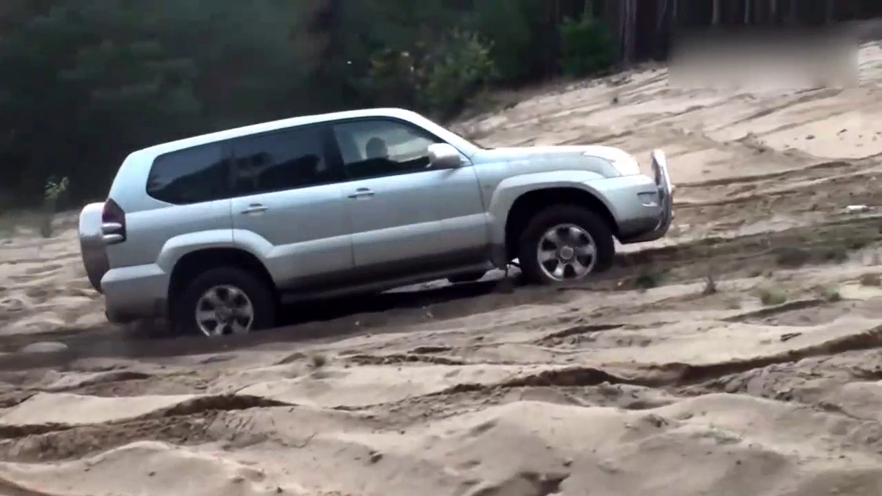 三大SUV爬沙坡，究竟那家强有点意外