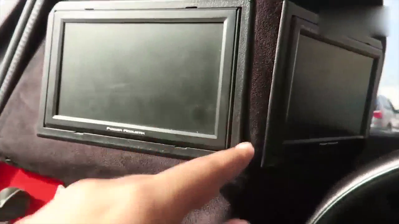 土豪按下钥匙的瞬间，感受下什么才叫超级跑车！